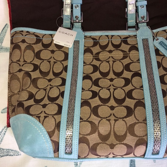 Coach Handbag - Picture 2 of 6